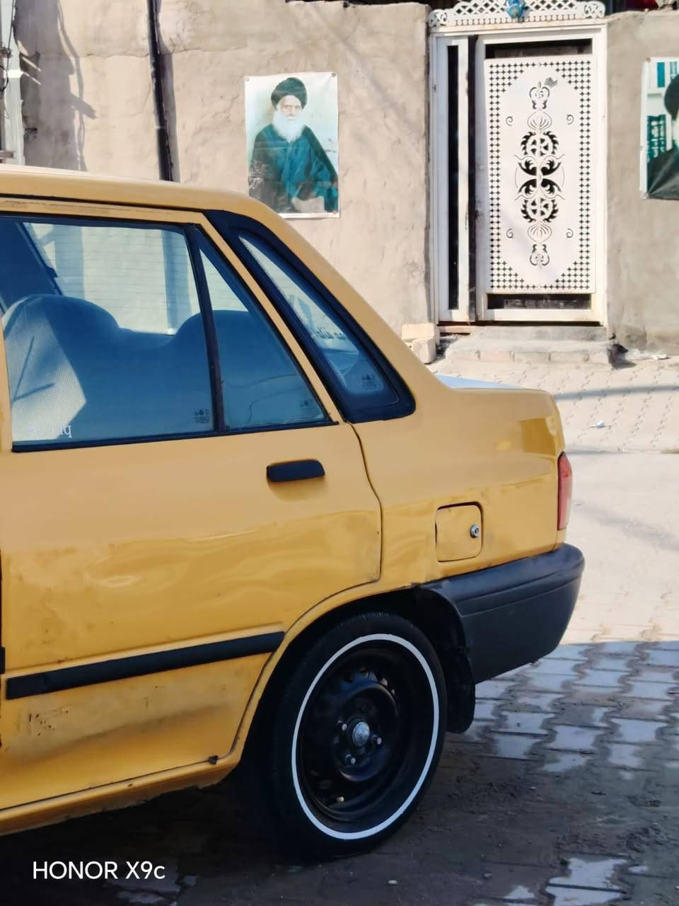 سلام عليكم سايبه موديل 2012 رقم كربلاء مشروع وطني راعيه بل نجف مكينه وكير جدد حداديه  جديده كهرباء كله شغال تخم تاير باتري جديد سعره 25 وبيه مجال مكانه بل نجف ***********
