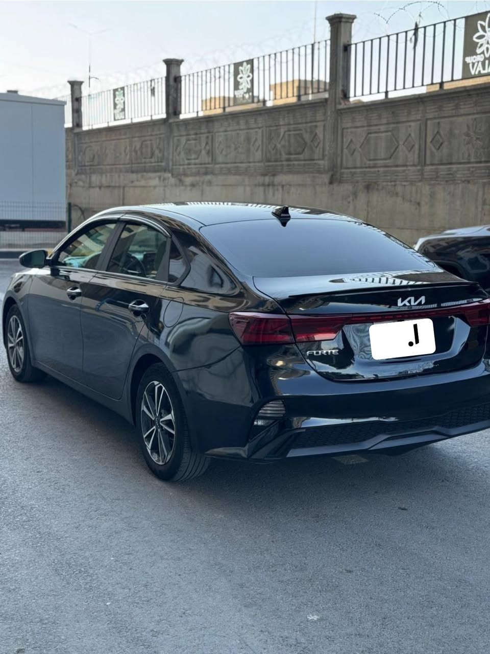 فورتي LXS وارد امريكي
موديل  2022

 سنويه تنتهي 2029

رقم دهوك 

لون اسود

شرط التحويل 

 ماشية 70 الف كيلو متر 

 الضرر جاملغ خلفي جهة سايق 
واقل الشبر حافة الصندوك

بدون ايرباك بدون لغود بدون دواخل 

  المواصفات 

 شاشه ابل كار بلي

 كشن مخمل 

داخل بيجي  

تحديد مسار 

كروز سرعه 

تحكمات ستيرن 

الموقع الموصل حي 17 تموز

السعر 155 وبيها مجال 
للتواصل او الاستفسار ***********
