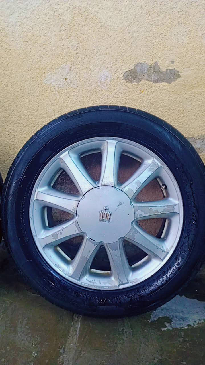 السلام عليكم وياله (كراون) ملكه ليزريات الصليات  السعر 3اوراق العنوان النجف مناذره رقم الستفسار  (***********)
