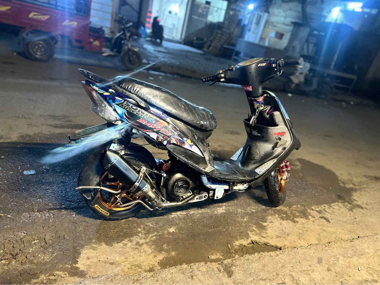 عدله رياضي بوشه 55 مـטּ لبرغي لبرغي رياضي. ماعده. الكور.     روله مثلث. ويلات. صدر.   ماشه رياضي 
اناره.    تاير رياضي  خلفي 
كفرات توشيم 
عقل رياضي مبرمج كتف شحن رياضي.  
  قاعده. مال. رقم.   ورقم. سستم. سماعه. وكارت. شايل واجع. اصبعين  كامله مكمله  نقصه ترايش   وذيل  كل كهربائياتها شغاله. الهلفي يرادله كلوب. والدشبول يرادله فيشه. ام العشر خطوط.   
 بغداد الاعظميه. ***********. فقط واتساب بغداد, العراق
