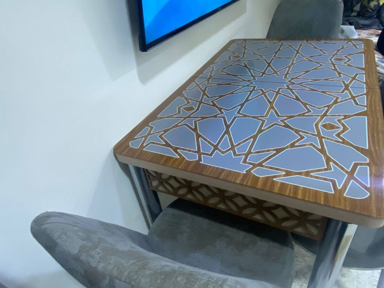 ميز يتكبر واربع كراسي نظيف استعمال قليل سعر 125


**إذا كنت صاحب هذا الإعلان وتريد حذفه لأي سبب، رجاءا أرسل رسالة إلى الدعم الفني**