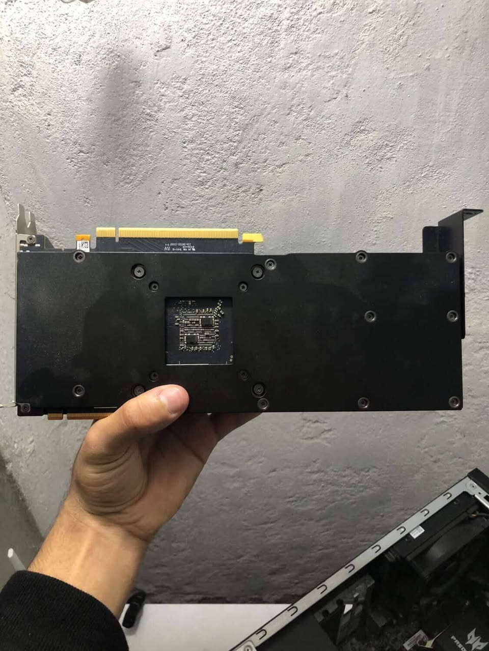 حاسبه خرافيه للالعاب القويه والمونتاج  لان المعالج i7 حتى مو i5
معالج : i7-9700k
الكرت : rtx 2080 8g 
رامات : 2666 8×2 ddr4 
البورد : Predator PO5-6O5s
التحزين : TOSHIBA - 1TB
NVMe m.2 512gb
الكيس ٣ مراوح 
الكيس : PREDATOR ORION 5OOO 

مثل ما تشوفون بالصورة الكيس خرافي
كل هاي التجميعه الخرافيه للشراي 
800 الف وبيها مجال للطيبين

مكاني بغداد الدوره حي المعلمين 
7768726469


**إذا كنت صاحب هذا الإعلان وتريد حذفه لأي سبب، رجاءا أرسل رسالة إلى الدعم الفني**