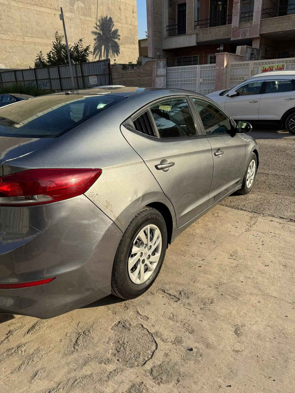 سلام عليكم النتره موديل  2018 وارد أمريكي دعاميه فقط و مكينه 2000((كير عادي)) سياره بدون حادث مكفوله من صبخ وضربه  سياره مكينه و كير مكفول  السياره جاهزه رقم بغداد باسمي تحويل مباشر هزه جديده وسنويه جديده  سعر سياره110 وبيه مجال مكاني بغداد الحارثية //***********
