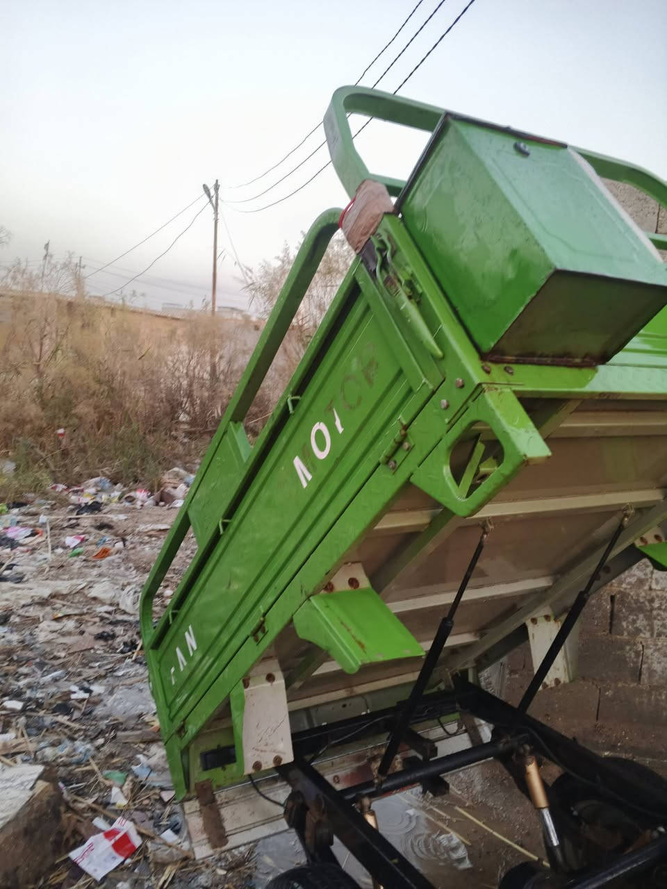 بدي مالت ستوته للبيع المكان كربلاء فريحة ***********
