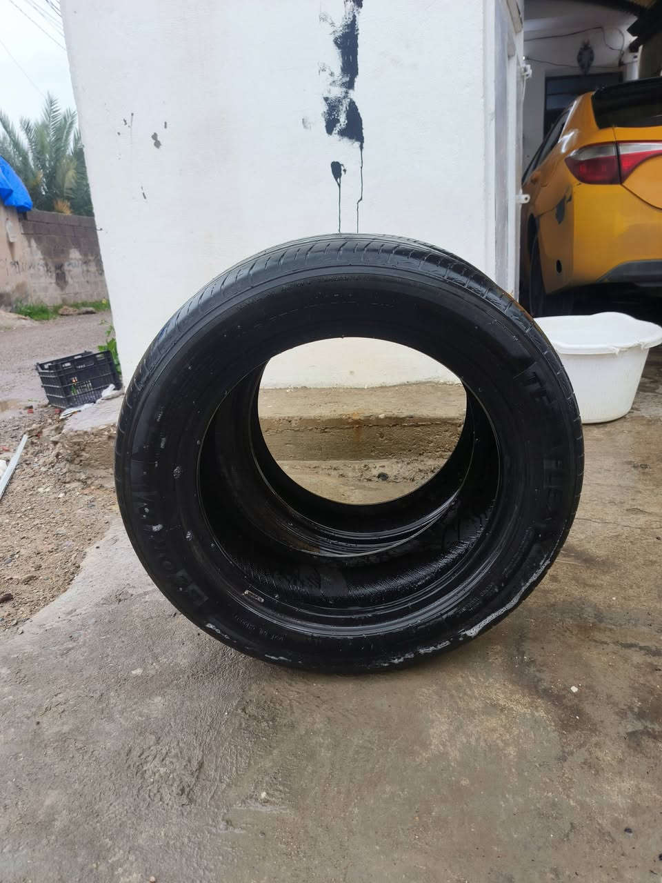 السلام عليكم تايرات 16 نظاف للبيع هذا رقمي 50,000 وبيهن مجال***********
