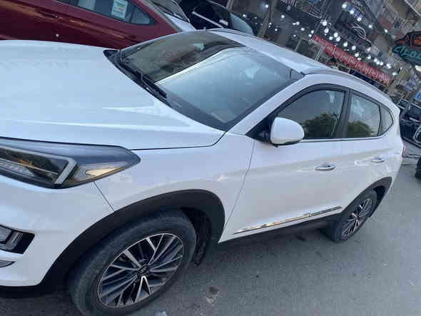 توكسان خليجي ٢٠٢٠  
بصمه كشنات جلد كهرباء
ماشيه٧٧الف حقيقي 
تخم تاير جديد صدر جديد السونار موضح جديد 
السعر ١٩٠ بيهه مجال للشراي 

 
موجود واتساب ***********
