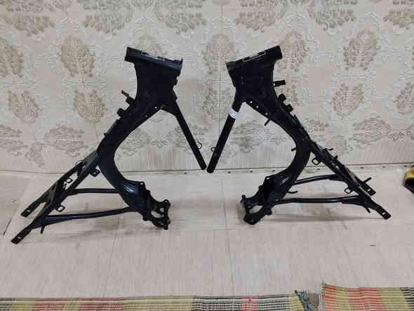 سلام عليكم للبيع شواصي نضيفات واحد نامه متياز اوراق سكنر موديل ٢٠٢٥ سعر  ١٧٥
ولثاني ارشيا اوراق اصولي موديل ٢٠٢٠ سعر ٢٥٠
عنوان كربلاء شارع فندق البارون       ***********
