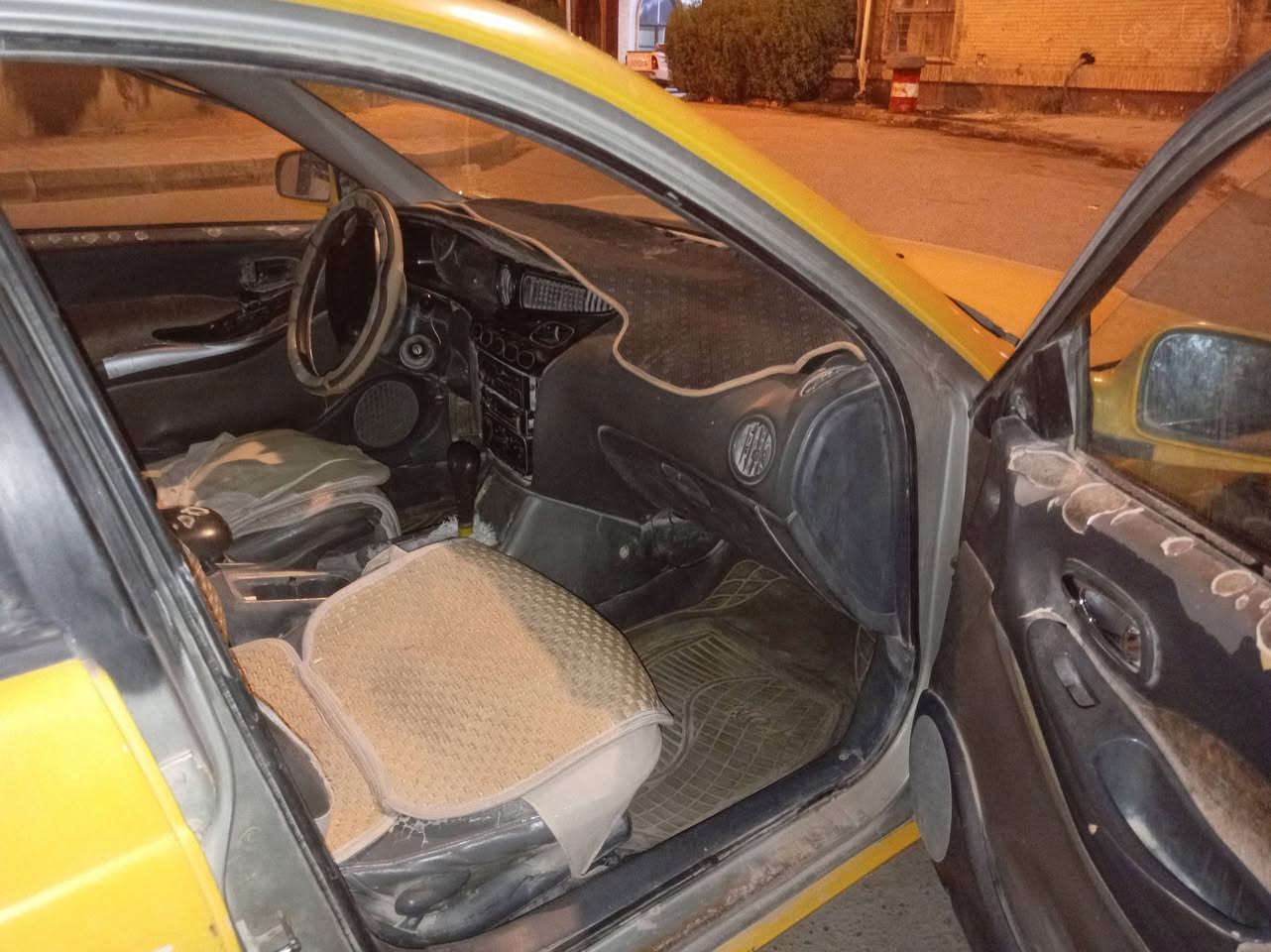 دايو لكنزا 2000 محرك كير كورله 1600 اربع براغي رقم مثنى سنوية منتهية 2019 راعيه مثنى بيع او مراوس
سعرها 17 وبيه مجال
بداية تبخير المحرك
كير زين
تخم تاير حدادة زينة
تليفون راعيه مغلق
***********
***********
بصرة مدينة هوير
كوم حديد شوف العين. 
دايو لكنزا 2000 محرك كير كورله 1600 اربع براغي رقم مثنى سنوية منتهية 2019 راعيه مثنى بيع او مراوس
