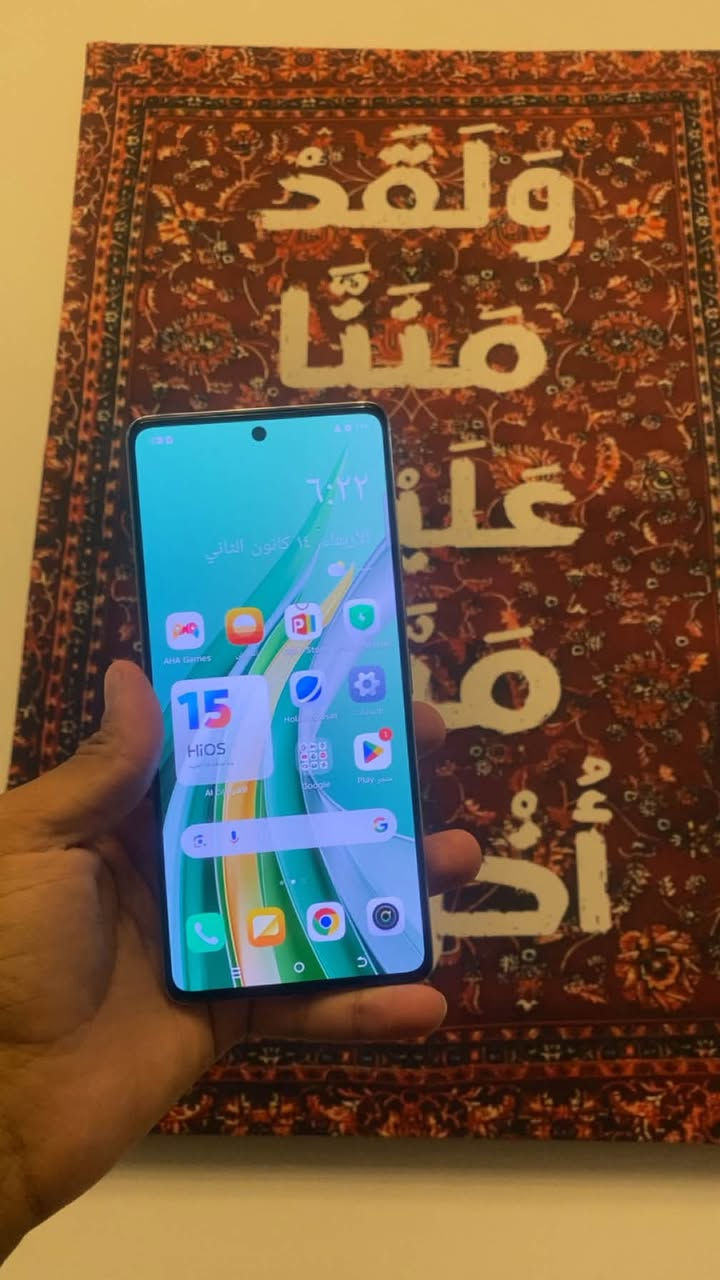 تكنو سبارك. 30  ذاكره 256 رام 8+8 جهاز فول نضيف. ومرتب. السعر 210الف. رقمي /***********
