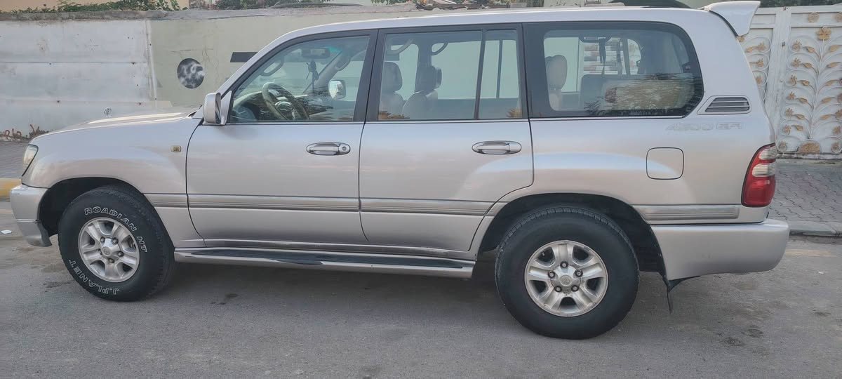 لاندكروز 2001 محدث 2007 رقم بغداد بسمي تحويل مباشر سونارهه مرفق  اثر جراد v6 4500 تانكيات 2 فول مواصفات تدفئة تبريد شغال حدادية نضيفة دوشمة نضيفة العنون ديالى شهربان السعر 145 وبيها مجال للشراي رقم الهاتف *********** مكلف ب النشر اتصال او وتساب
