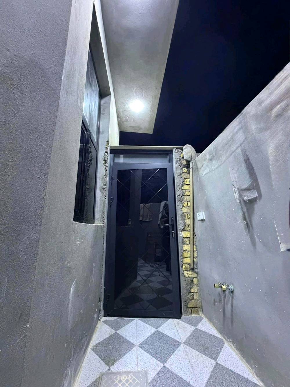 دار  لـــلـــبـــيــع 🏠 
 
الموقع :   ابو غرق حي هيثم جبوري ثاني شارع 
                                                        
نـوع الـعـقار:   (طابو زراعي  ) 

بناء جديد 2026

المساحه 100 م

السعر 58 وبي مجال 

التفاصيل بيت طابق,واحد. غرفة نوم عدد1 
استقبال مطبخ منور صيحات داخليه  صيحات خارجيه الطابق الثاني غير كامل
------------------------
#لـــمـــزيـــد مـــن الــــعـــروض يـــرجـــى الاعـــجـــاب بالـــصـــفـــحـــة لـــيـــصـــلـــك كـــل جـــديـــد&
======================
#لـــمـــن يـــرغـــب فـــي عـــرض عـــقـــاره لـــلـــبـــيـــع فــي الـــبــيــج يـــرجـــى الــتــواصــل مــعــنــا ع الــخــاص

------------------------------------------
لـــلاســــتـــفـــســـار الاتـــصـــال عـــلـــ 
*********** وات ساب
