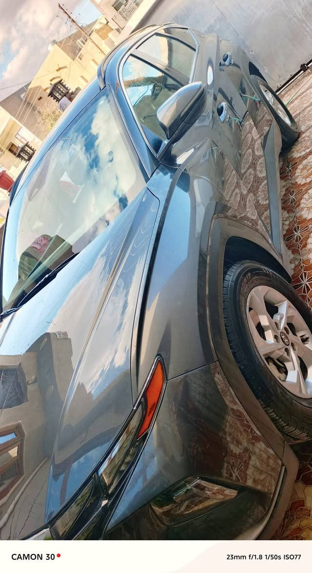 توسان أمريكي موديل ٢٣حادثها صبغ ربع بونيت فقط بشرط باقي ليبل واحد گير اوتوماتيكية مكينة وگير بشرط بدون ارباك ١ - شاشة٢-كاميرا ٣-تحكم٤-ويل كب ٥-تحديدمسار ٦-توقف ذاتي ٧- بصمة ٩-تحكم عن بعد ١٠- اشارة بالمري ١١-كشن كهرباى تدفئة ١٢- تبريد قطعتين ١٣- رادار امامي وخلفي١٤- مكينة ٢٥٠٠  مكاني كركوك/*********** //سعر١٩٥
