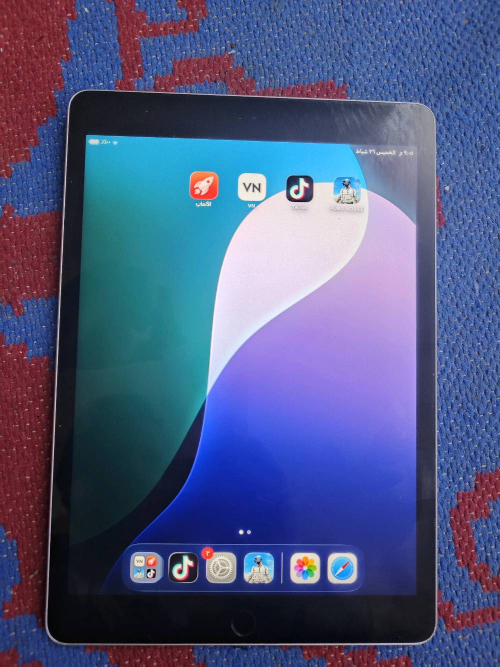 السلام عليكم .. ايباد 9 ذاكره 64 نضافه 88 مكاني بغداد المعامل طريق السياحي السعر 280 وبيه مجال قليل حك الجيه متواجد واتساب