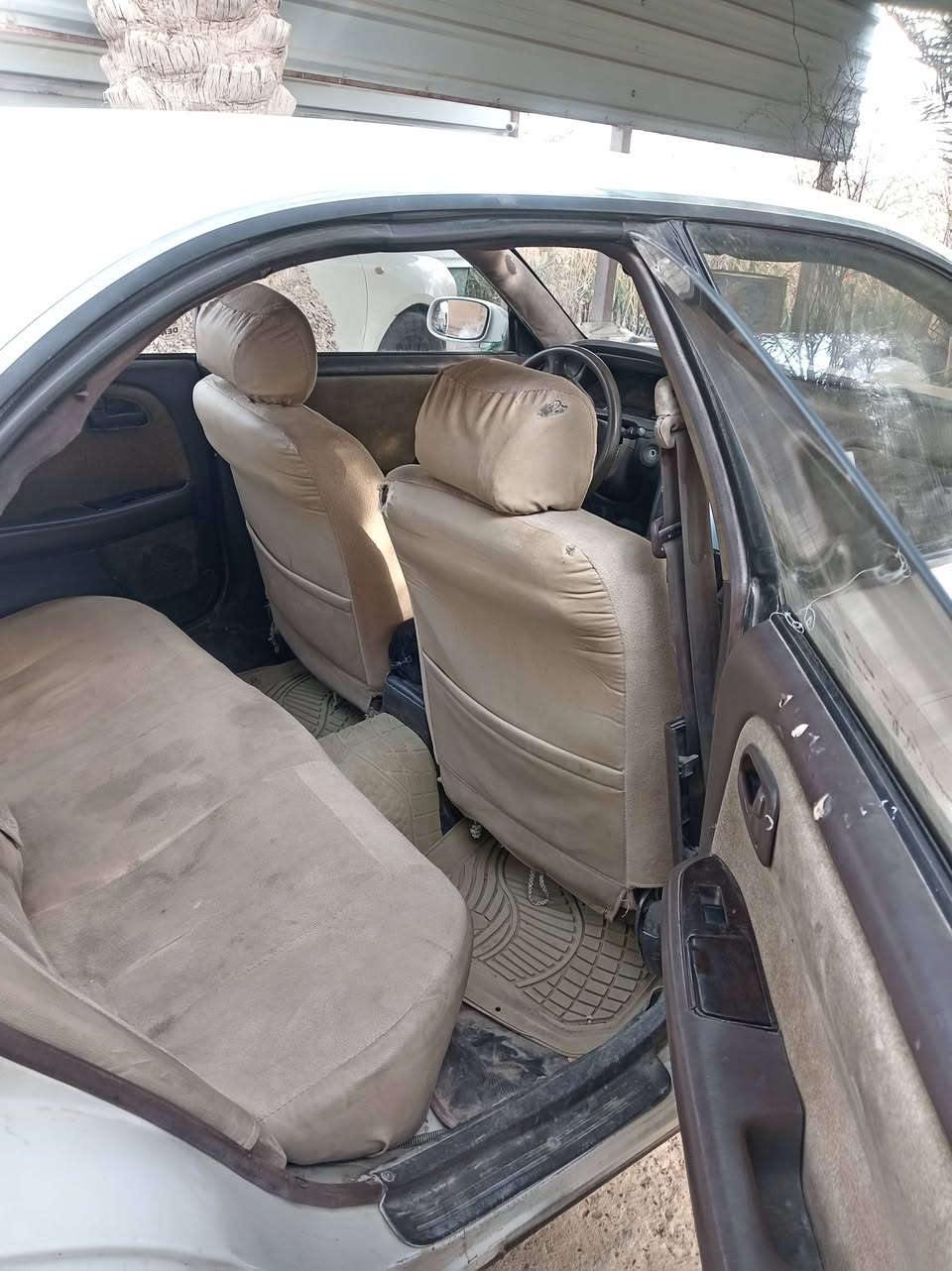 يا الله
شيزر للبيع موديل 92 محرك كير مشروط رقم انبار مشروع وطني مالكهه بالنجف يريد مداور  تبريد شغال مشروطه من الكصه ونقل جثه  *********** سعر 50وبيهه مجال بسيط اني مسؤل عن المداور والقانونيات مكان سياره نجف
