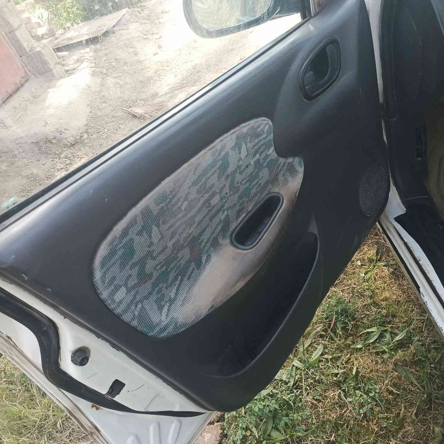 سلام عليكم سياره لانوس رقم بغداد موديل 1997 كير ومحرك وصدر وحداديه كهربات جام منظومه تبريد تدفه مسجل اناره كله شغاله صفاحيات البوب جدد السعر 35بيه مجال الخاص مغلق الشراي يتصل 
***********
***********
