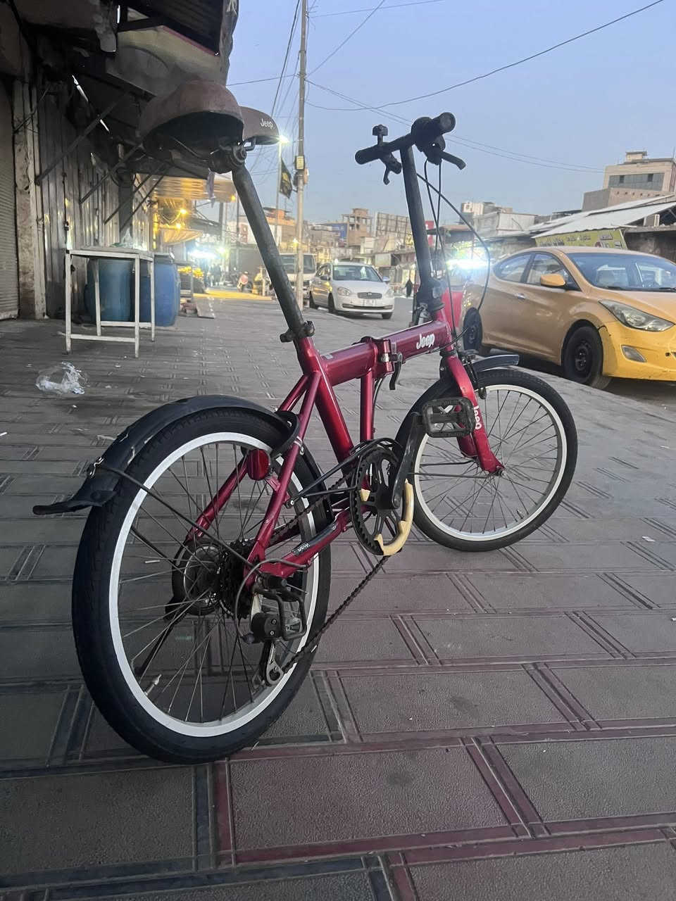 سلام عليكم بايسكل حجم عشرين النوع جيب بايسكل يطبك مال باله جديد رقم الهاتف:*********** السعر خاص
