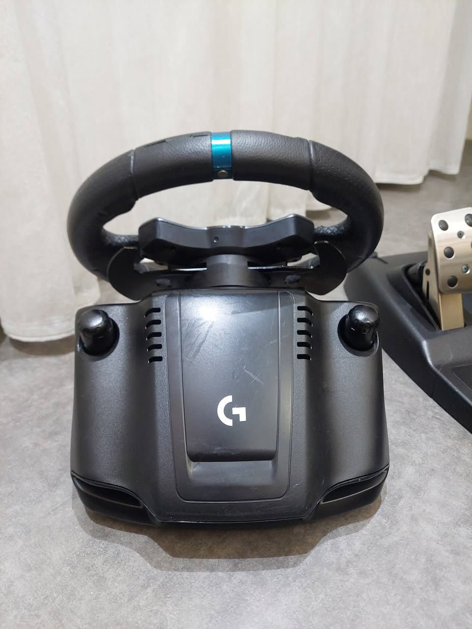 السلام عليكم دركسون لوجتك g923 نسخه TRUEORCE الدركسون كامل شرط الشغل 
وبي اضرار بسطه موضحه با صور السعر[ 230 ] الف


**إذا كنت صاحب هذا الإعلان وتريد حذفه لأي سبب، رجاءا أرسل رسالة إلى الدعم الفني**