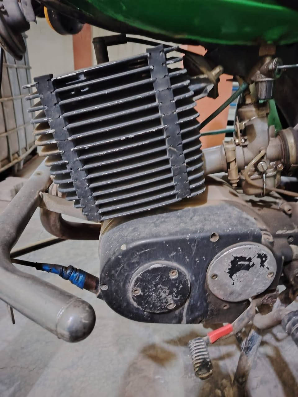 دراجة امزد اصولي موديل 81 مكينا 301 قطره لحيم مابي ***********
