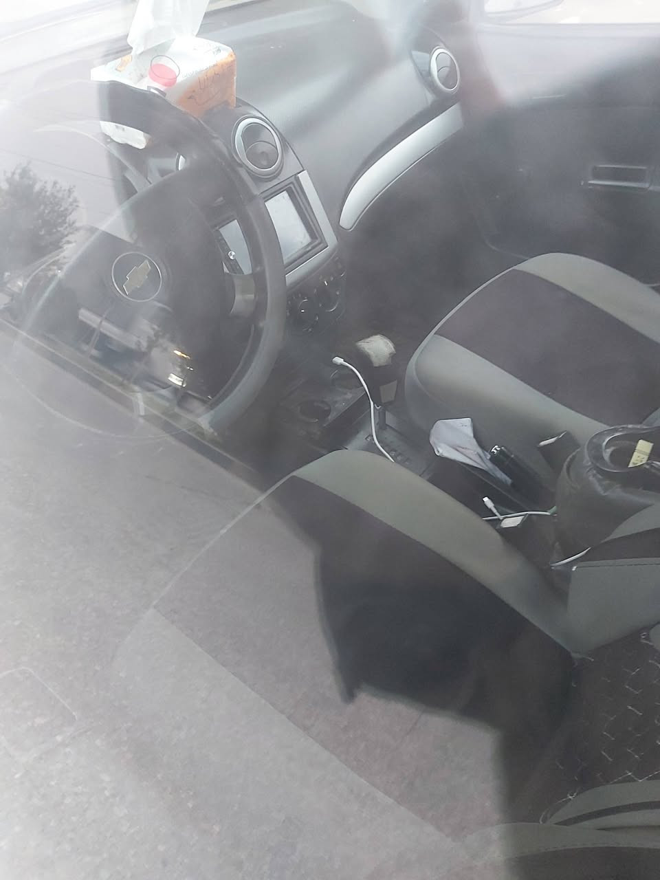 مرحبا شباب
افيو 2009 
هزه سنوية ساقطة 
كير محرك تبريد شرط 
بيها جاملغين الورا صبغ 
جاملغ جهة النفر مبدل 
شرط بدون دواخل 
كوبون بانزين 
اني شرعيها شرط الوكالة والتحويل 
بيها تقحيل بجاملغ الخلف النفر 
سعرها 65 بيها مجال
***********
