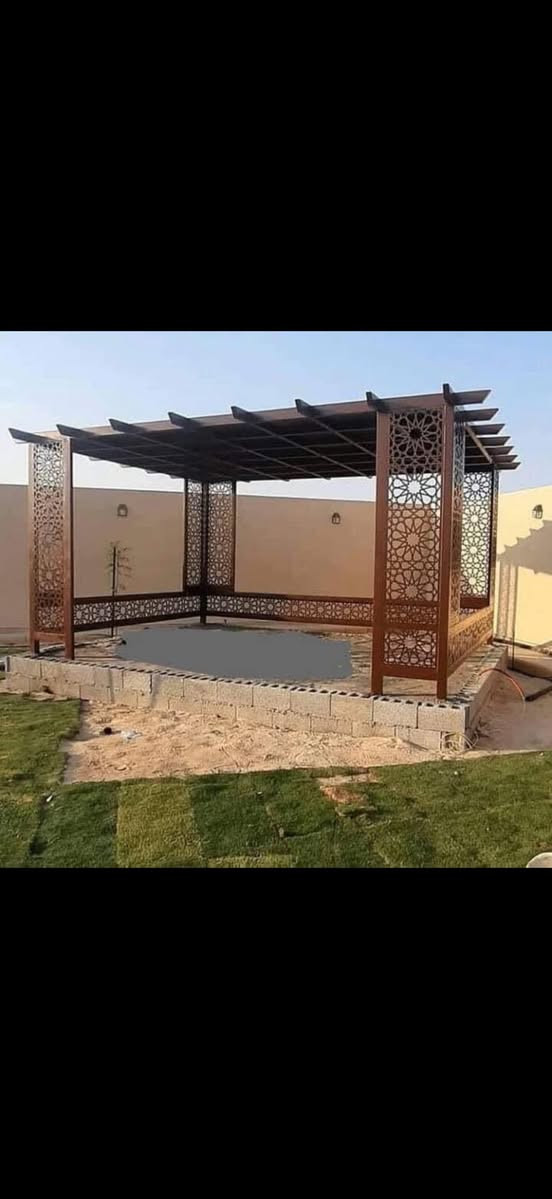 حداد أربيل  ديكورات  قمريات وابواب قرميد  كرفانات***********
