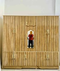 خزانة ٥ أبواب • قليلة الاستخدام • كركوك حي النصر