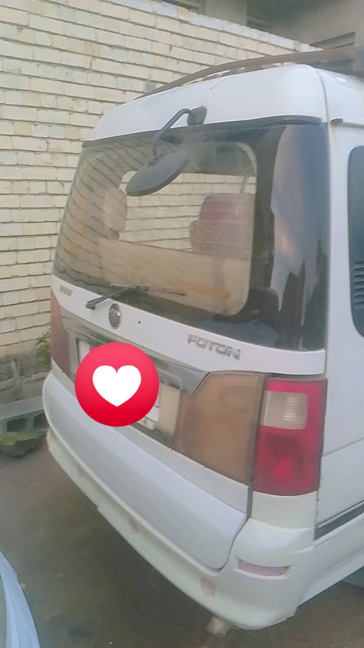 مكلف بلنشر
فتون 2011 نضيفه وحلوه وترايه حلو مكينه حلوه كيره حلقومه اكسل حلو  تخم تاير جواه سياره حلوه ومتعوب عليه بيه ضربه بطويله قبل يومين اجاني ابو تكتك ومقصر ويا الصفحه 
وياله نجمه شاشه وسستم سماعات داخله قبل شهر طالعه من الدوشمه بيه خياسات بصيطه  سياره حيل حلوه وب عافيه ع ياخذه 

سياره مصفره هيئه ومرور نكليزي وتحويل يريد 

مكان السياره البياع 

رقم راعيه ‏‪***********‬‏ 
عارضه ب75 وبيه مجال
