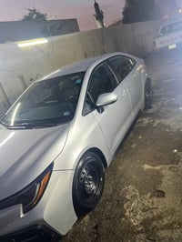 سياره كورلا موديل 2022 رقم بفداد وارد امريكي السياره احله من الصور تحو...