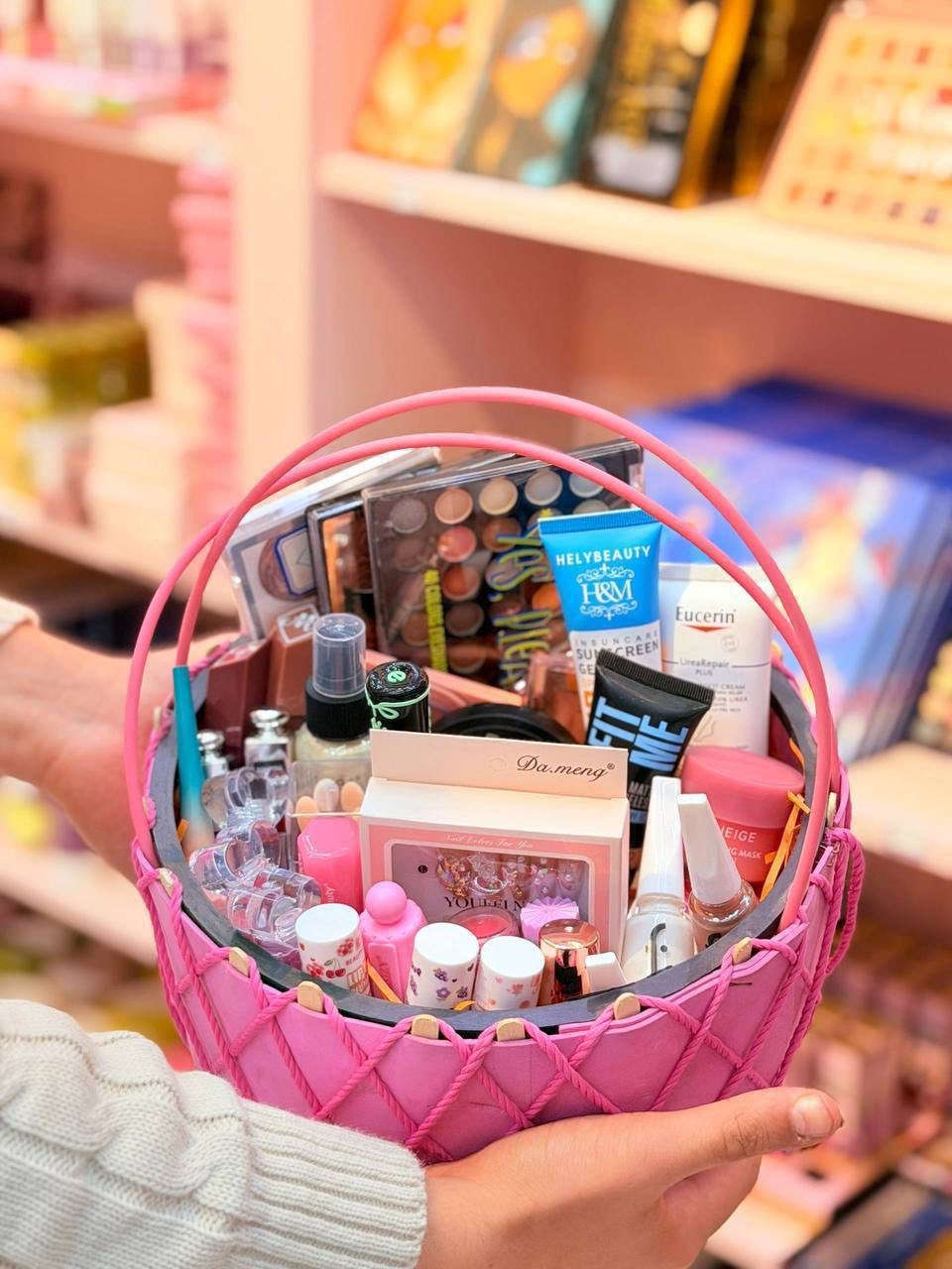 � هدايا عيد الحب جاهزة للملِكة والسلطانة 👑
هديتك الملكية صارت جاهزة 👑
🚚 توصيل مجاني داخل خانقين


**إذا كنت صاحب هذا الإعلان وتريد حذفه لأي سبب، رجاءا أرسل رسالة إلى الدعم الفني**