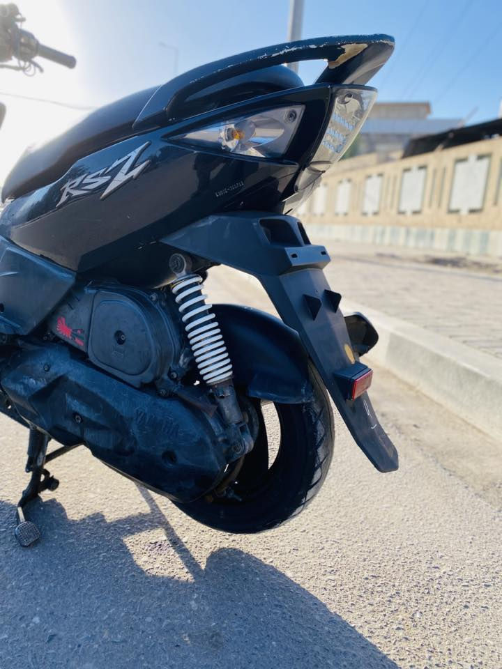 سلام عليكم دراجه ماكس مضلع موديل2010 نوزل دراجه نضيفه جداً. دراجه مال حاويه كفرات ختم واحد ماشيه 23 الف عينه الكترونيه شغاله لدات سكن ثلجي بلاد سلف نكره اشاير كلوبات كلشي شغال دراجه بيها شلعه ومعدل يخبل دهن امزويل كل 14 يوم ابدله وبانزين بس محسن احطلها مابيها ﺎʊ̤ نقص مكاني البصره المعقل خمسين حوش  *********** ب950 وبيها مجال بسيط
