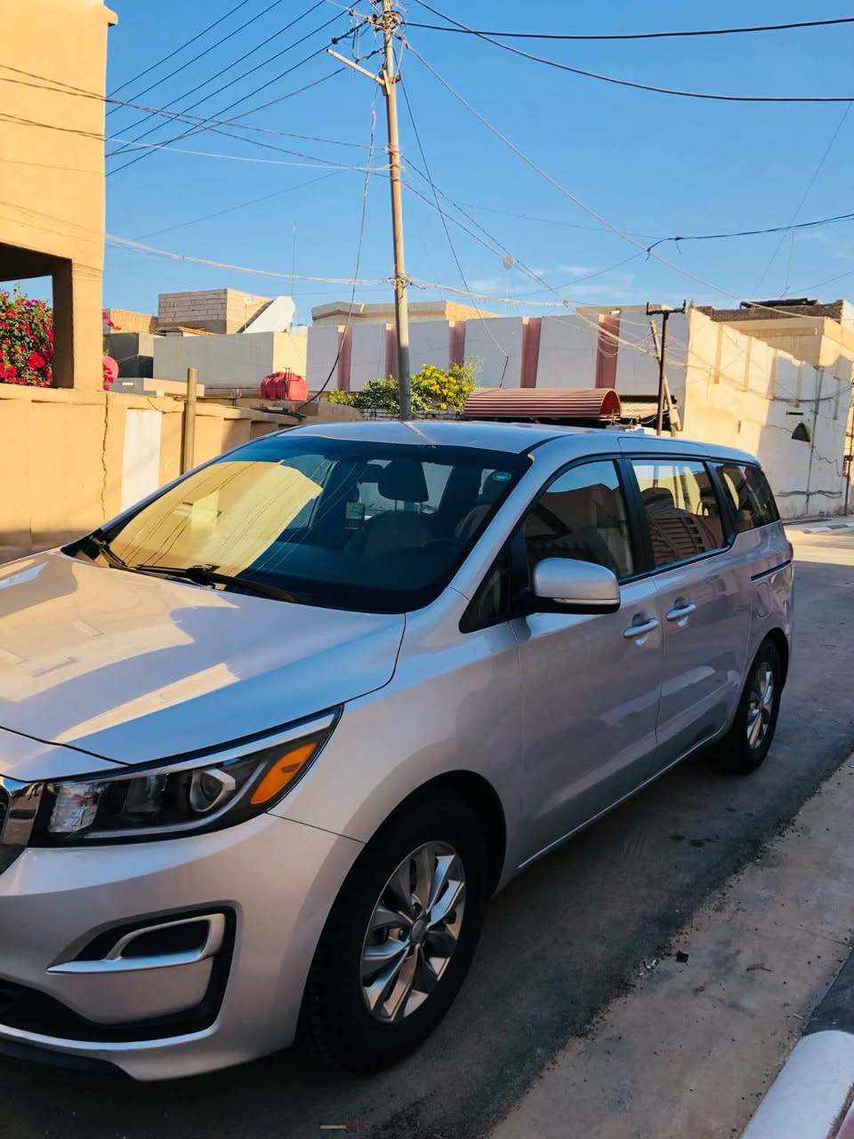 سلام عليكم ورحمه الله وبركاته سياره سيدنا للبيع
موديل: 2019
مواصفات : 7راكب تبريد مركزي شاشة تحديد سرعة…
محرك: ستة سلندر مامفتوح كير مكينة بشرط ب جيس 
كفاله بس قبق جنطه مبدل فقط 
لون السيارة: رصاصي سنويا ماصاقطه جديده رقم اربيل السياره ب اسمي تحويل ثاني يوم  
سعر: 210 وبيه مجال 
عنوان: حله حي الجزائر  
للاستفسار اكثر راسلني على وتساب او خابر ***********
