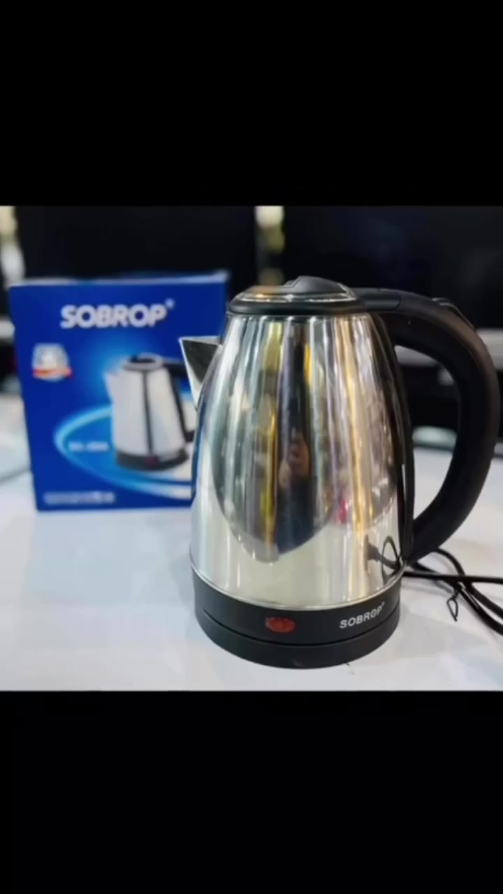 ☕️غلاية كهربائية ماركة SOBROP🔥💯
☕️حجم 2 لتر ✅
☕️السعر 11 الف ✅
☕️يوجد توصيل الى جميع محافظات العراق 🚚
 #ماء #شاي #قهوة #كهربائيات #بغداد


**إذا كنت صاحب هذا الإعلان وتريد حذفه لأي سبب، رجاءا أرسل رسالة إلى الدعم الفني**