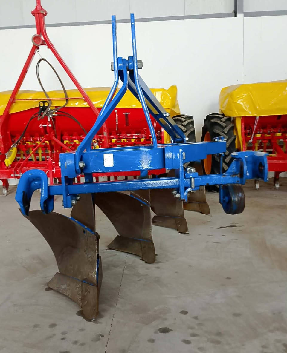 ئەم چوارگاوەسنەمان هەیە بۆفرۆشتن حجم فاو ڕەقم12مۆدیل2019شکان و لەحیمی نیە بەشەرت ژ.م***********
