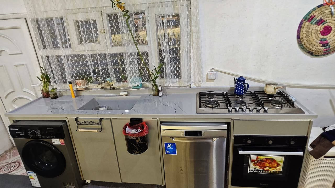 كاونتر للبيع جديد صار شهرين مشترينه 
للبيع 
***********
