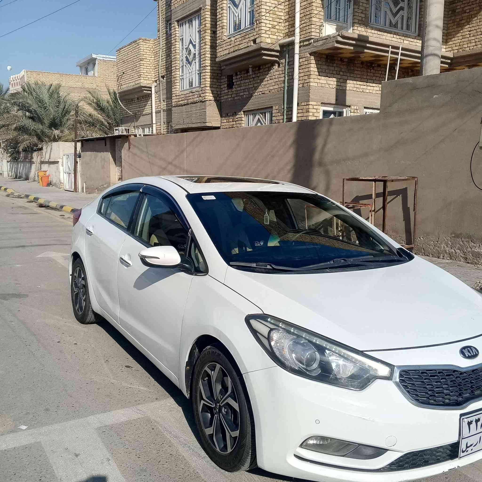 سيراتو موديل ٢٠١٤ رقم اربيل فول مواصفات تحكمات استيرن شفتات فتحه بل قماره ماشيه 150 استيرن مري شفط تخم تاير ويل جديد حداديه جاهزة تبريد تدفئه سياره جاهزه للاخير فقط صبغ ٦قطع رش بدون حادث مكينه ١٦٠٠ مامفتوح سياره خليجيه دوشمه كاعيات سنتر لوك اثنين بصمات وياها مكان السياره واسط مركز المدينة السعر البيع ١١٠وبيها اشويه مجال***********
