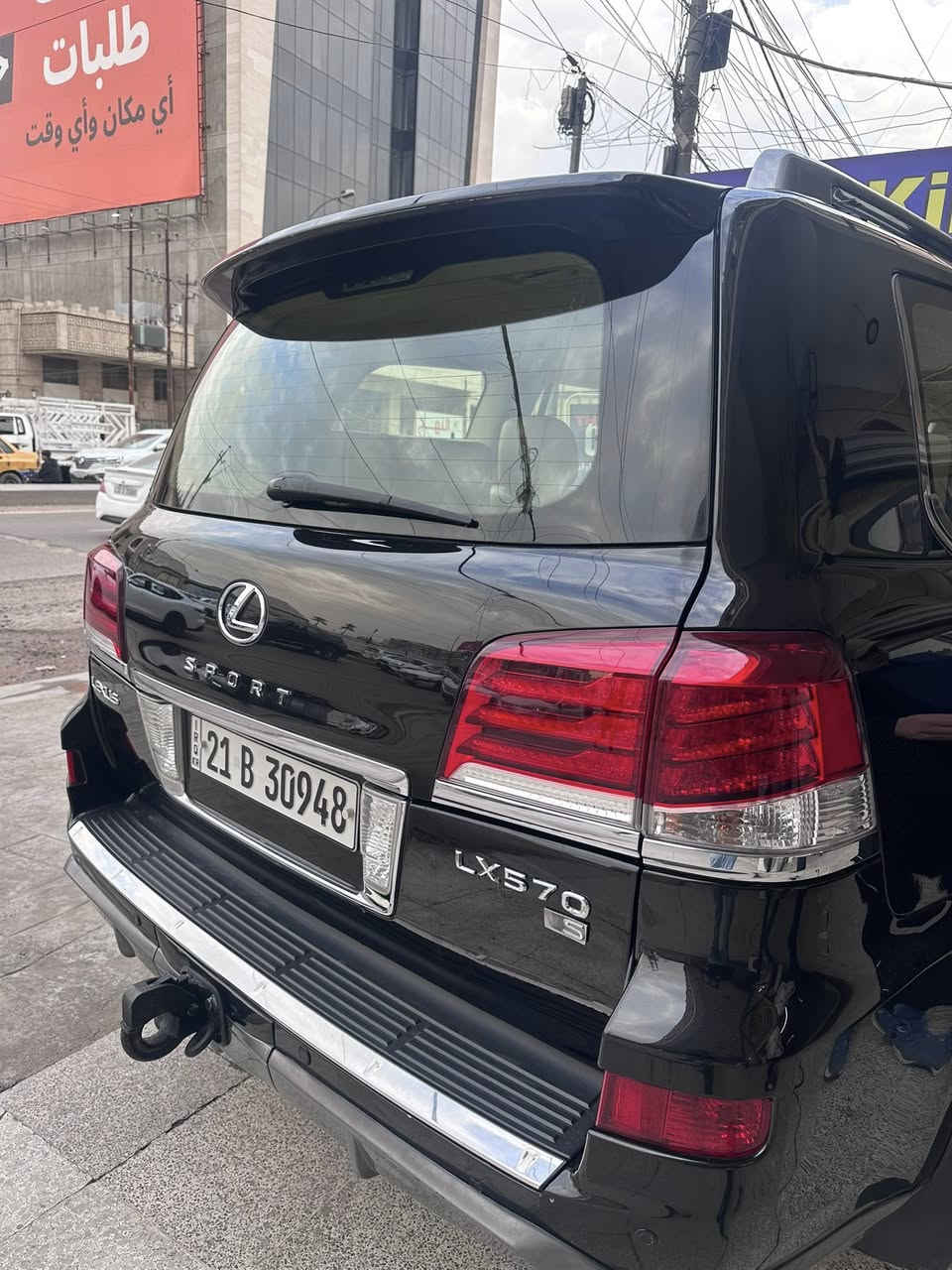 للبيع لكزز مديل 2013 اس سبورت فول مواصفات ماشيه 147 العنوان بغداد البلديات الهاتف ***********
