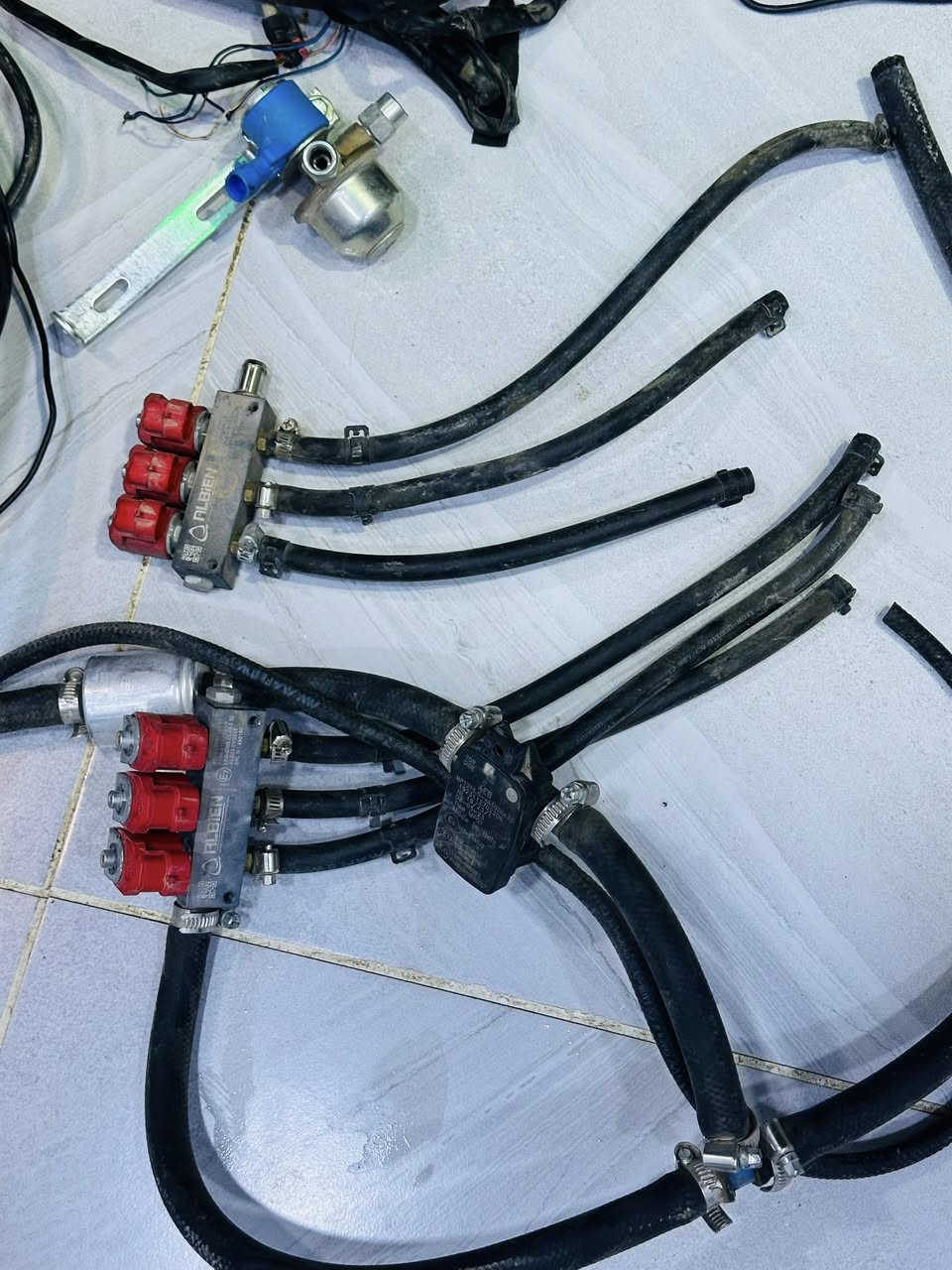 منظومة غاز تركي نوعيه اتيكر للبيع سته سلندر تانكي (80) لتر مع كامل غراضه جيب وشد وللاستفسار هاذه رقمي
(***********) او (***********)
