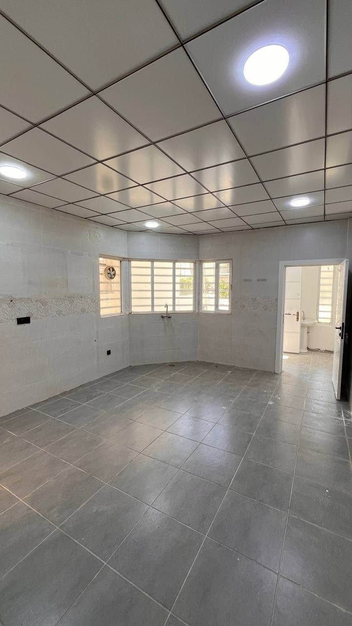 كود اعلان 17/50
🔸سند طابو يتسجل بإسم اي عراقي
🔘أربيل-في مجمع مناره 
➖منزل للبيع
〰️كونتر وسبالت ويا منزل
➖مساحة 200m  طابقين 
➖يتكون-4غرف نوم-استقبال-صاله-مطبخ-مجموعة صحيات-كراج
للتواصل 📞
***********
***********
***********
**************
في حال لم يتوافق العقار مع رغبتكم او لم يكن بقدر امكانيتكم زوروا موقعنا على تلكرام للتصفح على اكثر عدد من العقارات المتوفرة 
https://t.me/muhemenalkhalid أربيل, العراق
