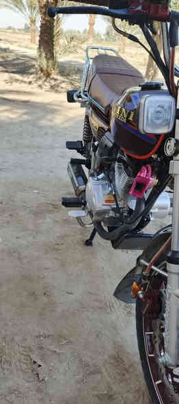 سيفان 25 للبيع 800 قفل 
تزويد 
صالصنه رياضي 
قبق زنجيل 
هورنات 
شمعه ثلجي 
للشراي اتصل وتدلل
 ***********
