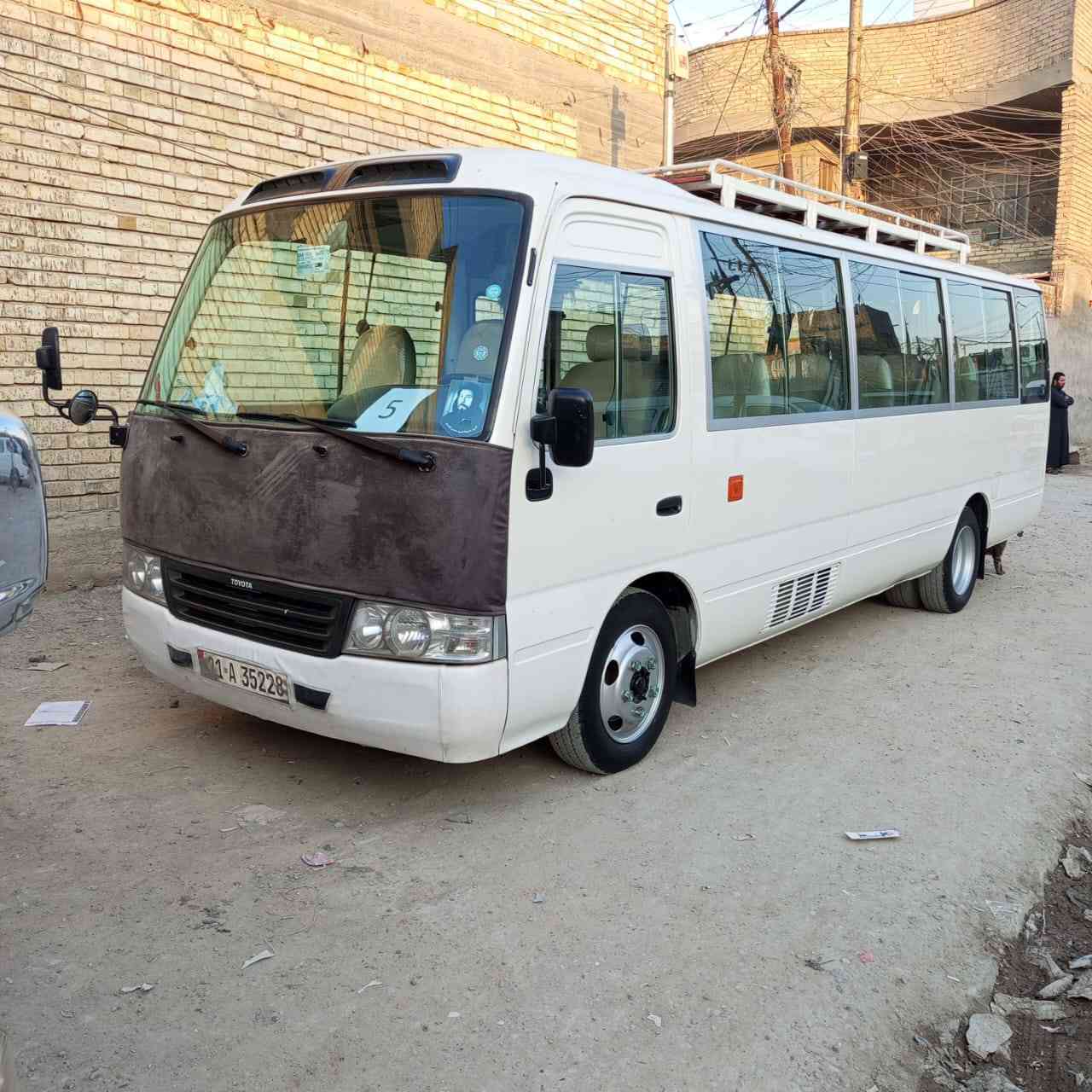 كوستر للبيع موديل 14سيارة حلوة نضيفة السعر ولستفسار خاص الهاتف ***********
