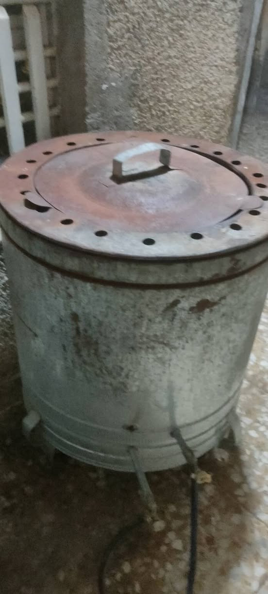 تنور للبيع جاهز السعر قفل 30الف شراي يدخل خاص


**إذا كنت صاحب هذا الإعلان وتريد حذفه لأي سبب، رجاءا أرسل رسالة إلى الدعم الفني**