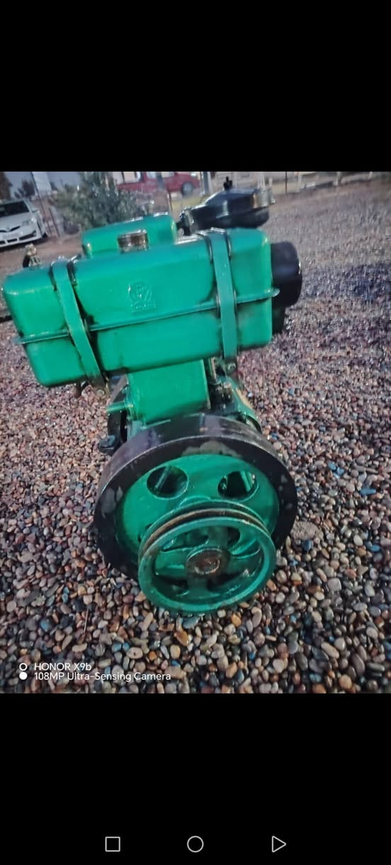 سلام عليكم ورحمة الله وبركاته للبيع شلع العدد ٦ مع روس توليد العدد ٦ عنوان كركوك حويجه الاتصال على الرقم ***********
