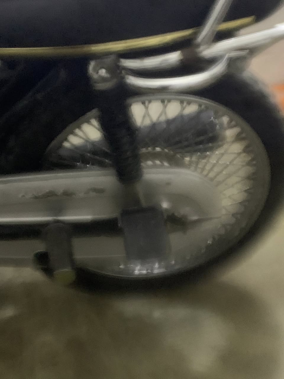 سلامً عليكم موجود. وياله سيمً بعدهنً انضاف عدلات موس بل شرط أي عواجً ما بيهن السعر ٣٥وبيهن مجال قليل ***********
