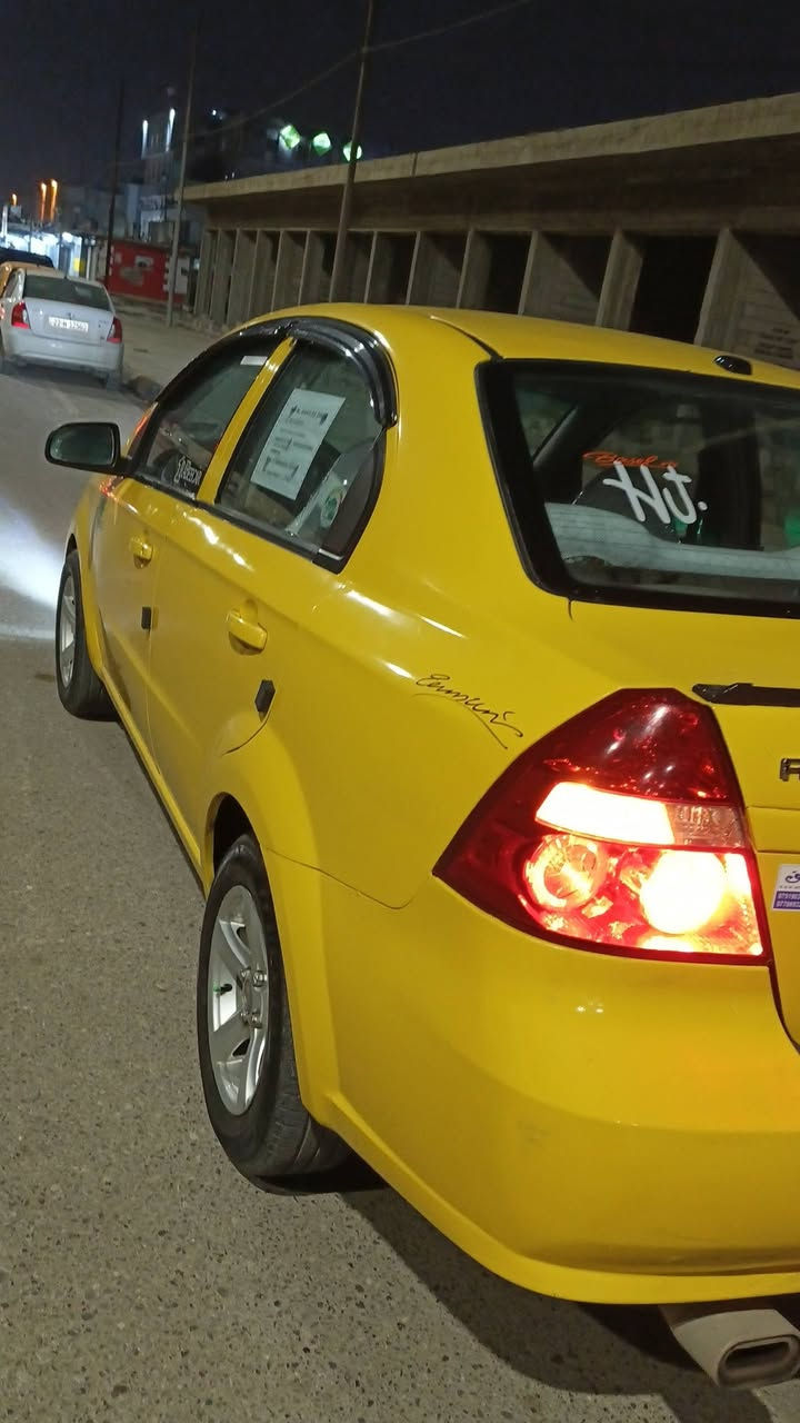 افيو 2009 محرك وكير شرط طخم جديد السياره بلا ضرر
  بيها معجون تلقيطات مال تكسي رقم اجنبي نينوه
 اني الشرعي كاربون بيها 
 السعر 65 بيها مجال  وترهم مراوس  ‏‪***********‬‏

مكان السياره جانب الايمن حي المامون ***********
