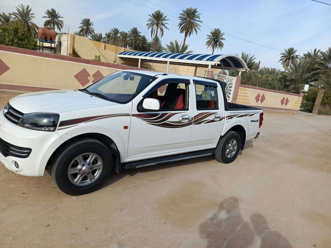 السلام عليكم كريت ويل موديل 2021 ماشية 165 السيارة بأسمي بيهة بارد بلباب الورة والجاملغ الورة شي بسيط السعر 115$  للاستفسار هذا الرقم ***********
