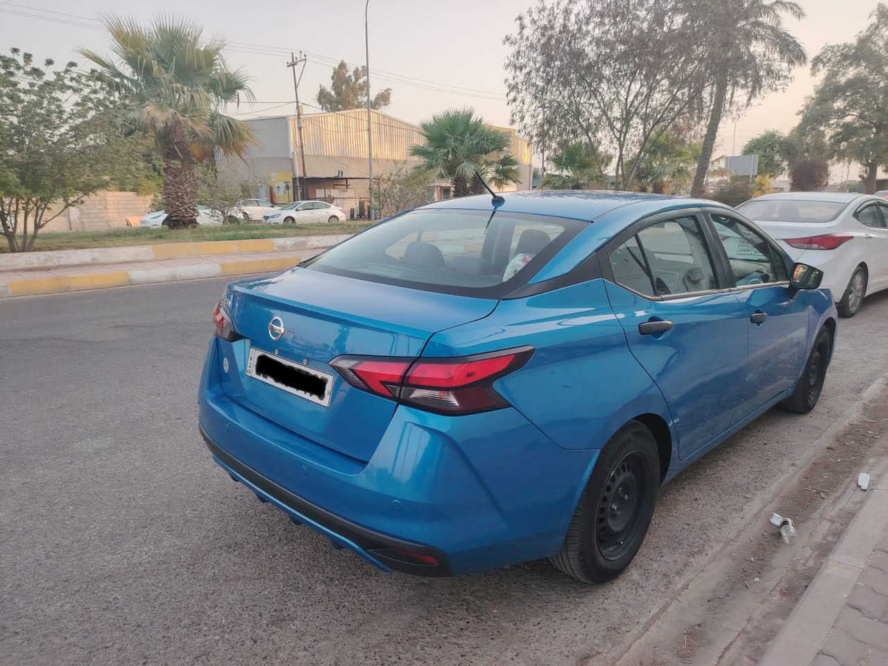 Nissan versa 2021
قطعتين و ربع صبغ بجم و خلف كبس ايرباك بس برده طاك 

رقم و سنويه جديد فحص و هزه جديد باسمي 

ماشي ٩٢ ميل مكان السياره اربيل

سعر ١١٠ و بي مجال 

***********
