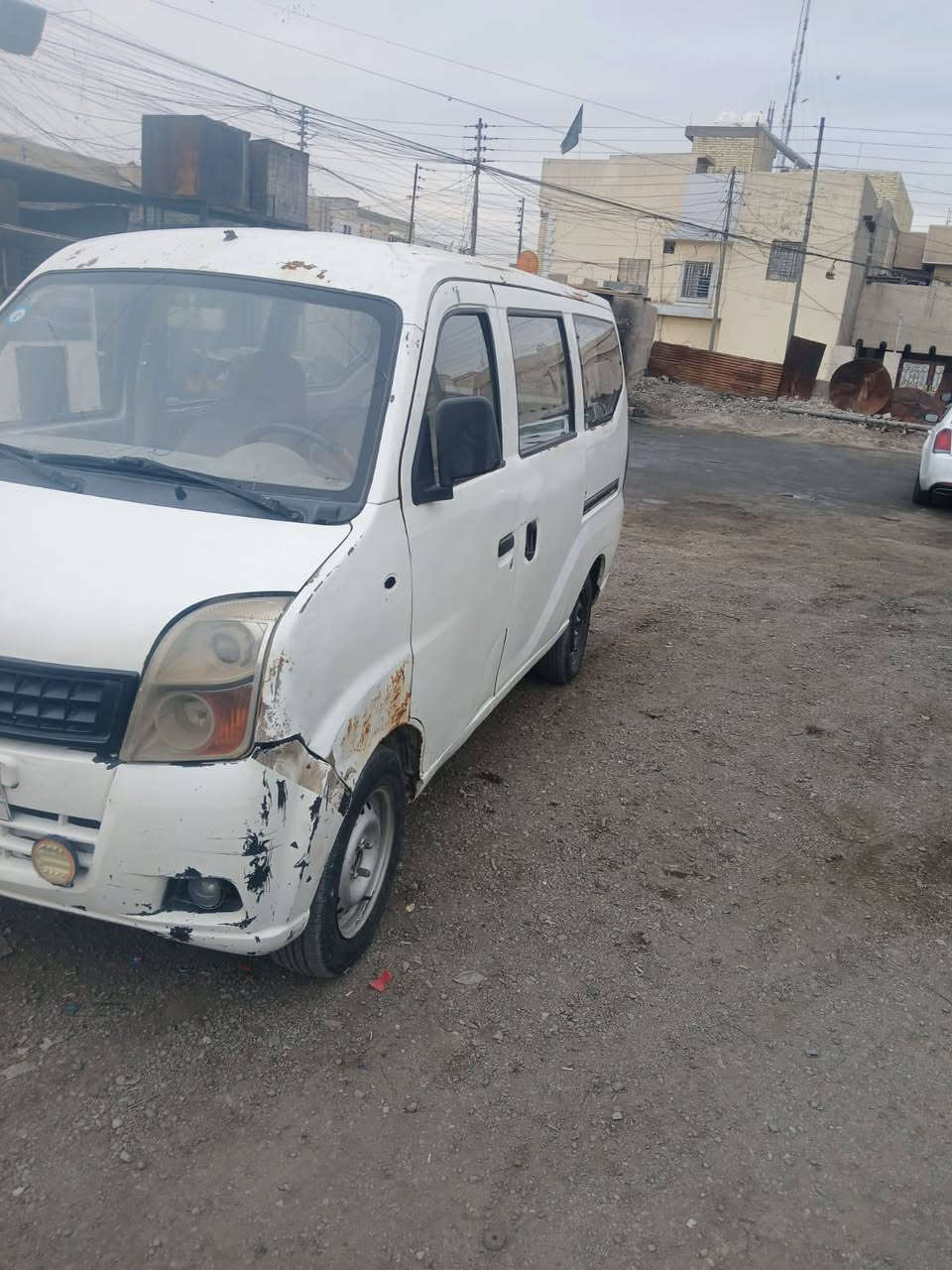 ليفان موديل ١٢ جاهزه رقم بغداد مكاني بغداد مدينه الصدر الشماعيه*********** سعر 22وبيهه مجال
