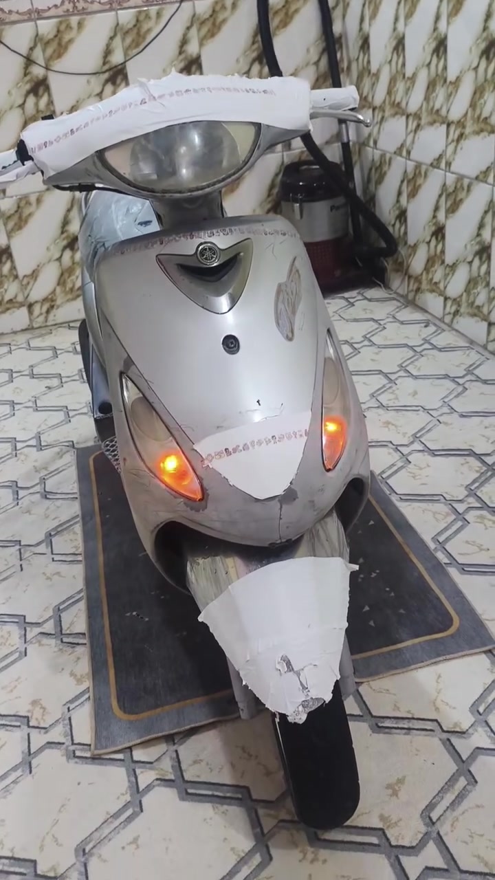 سلام وعليكم دراجه ماكس قجمه للبيع كفاله عامه من كلشي ما مفتوحه كله بلاديه كهربائية كله شقاله نكره سلف ما عايزه شي لظراجه ناعمه وتخبل بيه ويلكب 
نجمه  (لسعر 675)بيه مجال حك لجيه عنوان بصره شارع القاد يم لسايدين مال امن الداخلي ستفسار ***********
