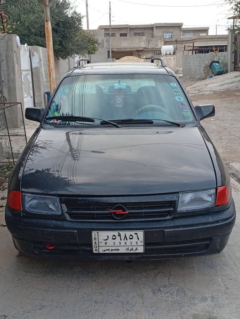 موديل 93 
. سنوية جديد لحد 2028
دفتر وقود موجود
شرت تحويل و وكالة
*********** كركوك, العراق
