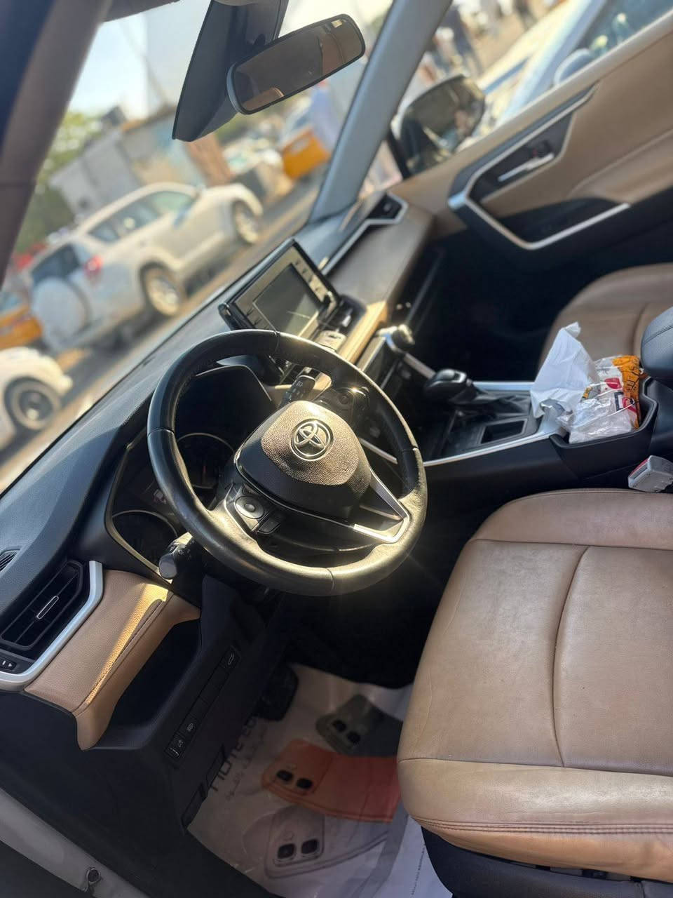 عللبيع تويوتا RAV4 2021 XLE
سیار فوفول واحد عل واحد
پرومینوم
لون أبيض – داخل سلايت/أصفر – ويل  19
ماشية: 66ألف ميل
مواصفات: حساسات، أوتو ستوب، رادار، أوتو هولد
ضرر: دعامية فقط
السيارة نظيفة وما بيها أي مصرف – رقم الشاصي موجود
سیار بئسمی   ترید وکال ترید تحویل  مباش حول
💰 السعر: 254 ورقة
📞  *********** كركوك, العراق
