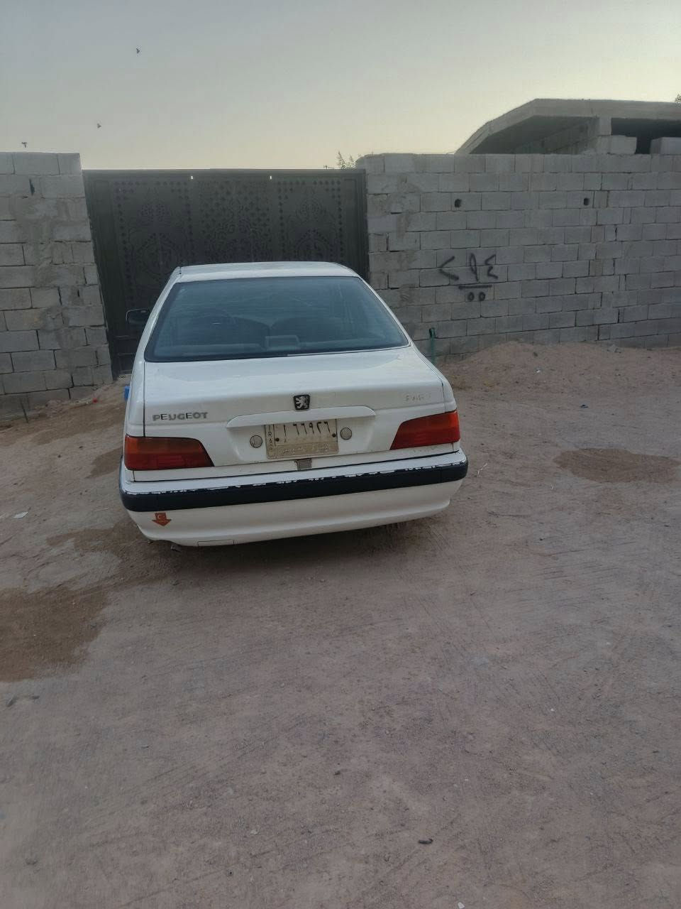 سلام عليكم بيجو للبيع مديل 2012 رقم بصره سنويه 27 مكينه كير خير من الله مكفوله من ضربه ول تبديل سعر 38 وبيه مجال  مكان البصره الزبير رقم *********** رقم ***********
